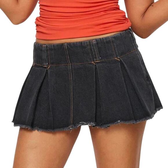 Lioness Pleated Denim Allure Y2K 90s Low Rise Charcoal Mini Skort Size Large - Picture 4 of 16